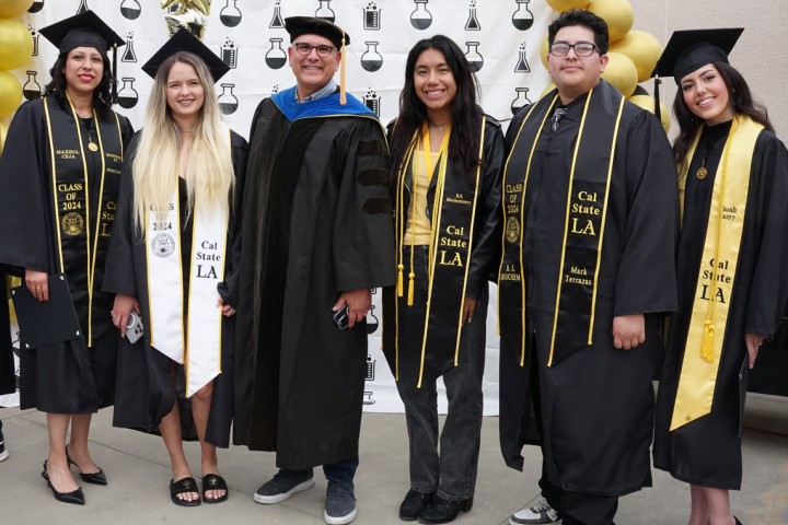 Jamil Momand with 2024 scholarship recipient students