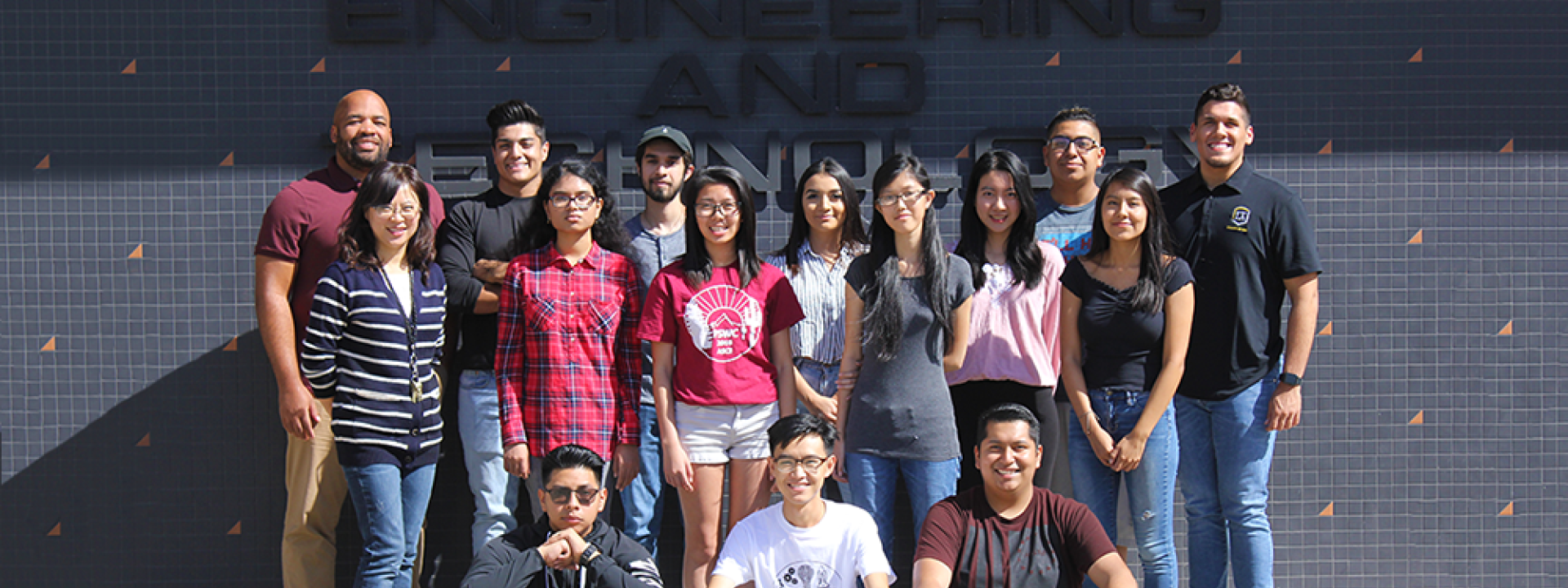 CAPS student cohort with faculty at ET building